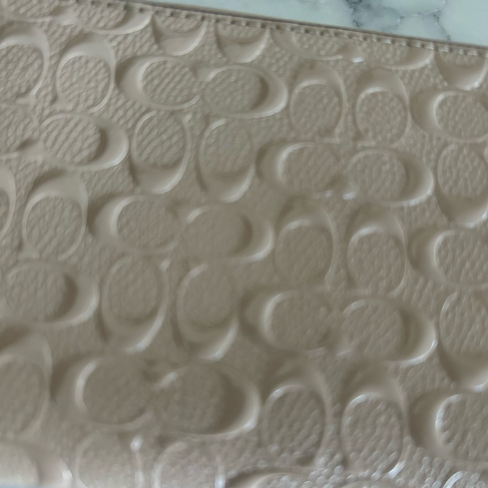 Coach Wallet - Picture 4 of 6